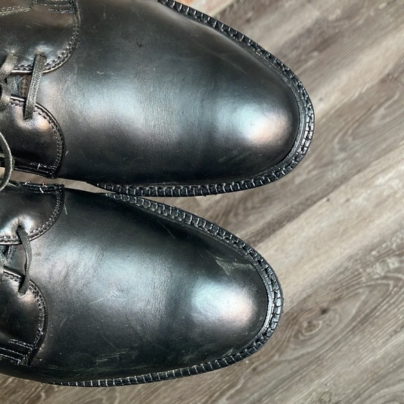 Allen Edmonds - Picture 12 of 17